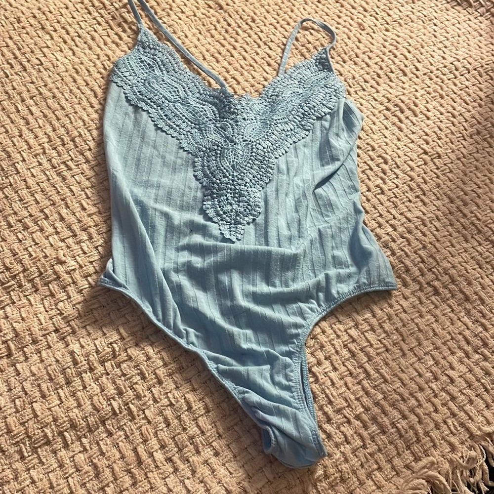 Corset back one peice (doesn’t fit) barely used